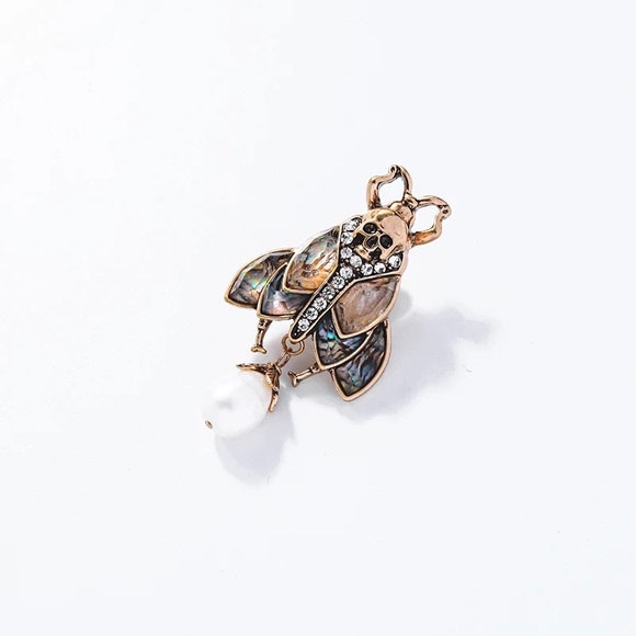 Abalone Moth Insect Brooch - Picture 7 of 9